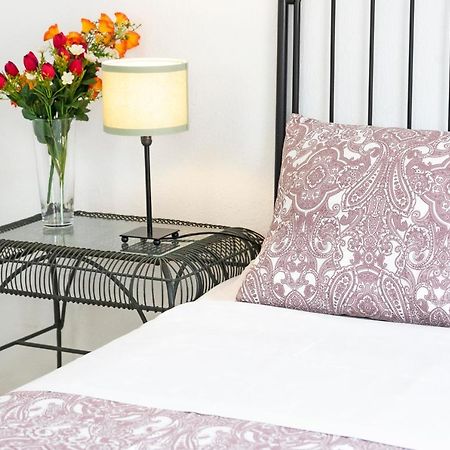ברבטה Hostal Trafalgar מראה חיצוני תמונה